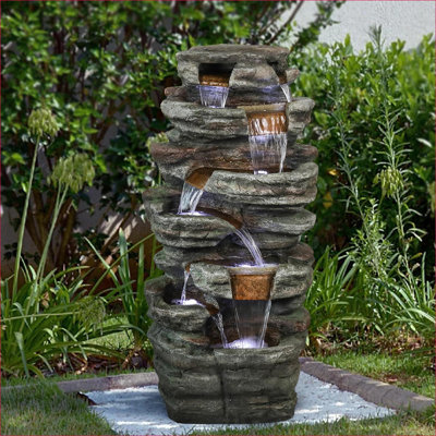 Fontaine d'extérieur à cascade à 6 niveaux avec lumières DEL Fountains, 48 po, autoportante pour cour de jardin | Résine | Cascade