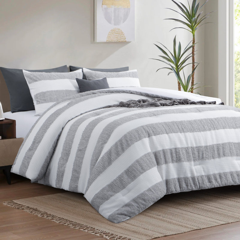 Queen White and Gray Microfiber Down Alternative Comforter Set