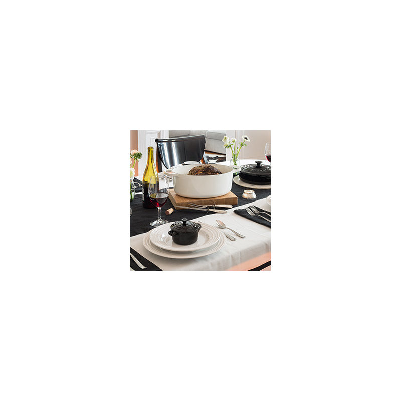 Le Creuset Enameled Cast Iron Oval Dutch Oven with Lid, White/Silver, 6.75 quarts