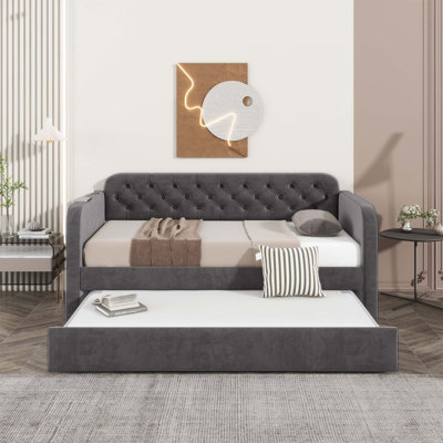 Elegant Velvet Upholstered Daybed With Trundle And USB Charging, Perfect For Living Room And Bedroom Comfort