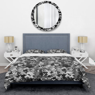 Trendy White Black Camouflage Camouflage Duvet Cover