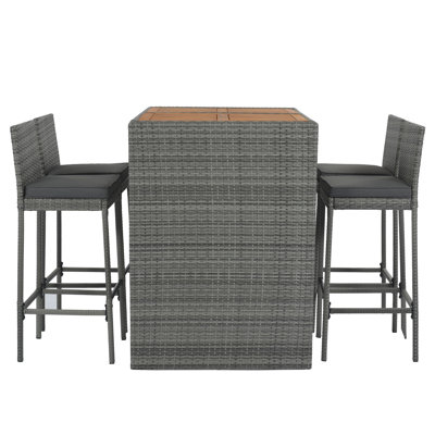 4 - Person Rectangular Outdoor Dining Set With Cushions
