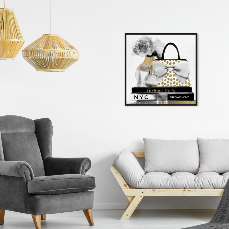 «Fashion and Glam My Girly Essentials Square Essentials», reproduction d'art sur toile, H 20 po x l 20 po x 1,5 po