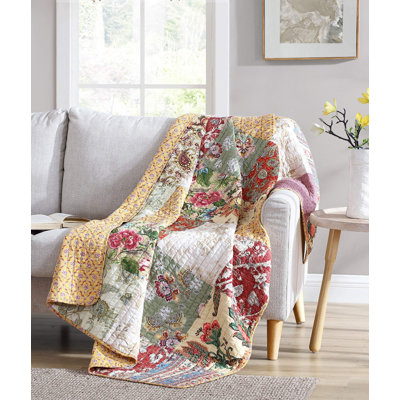 Beige/Red Cotton Reversible Quilt Set