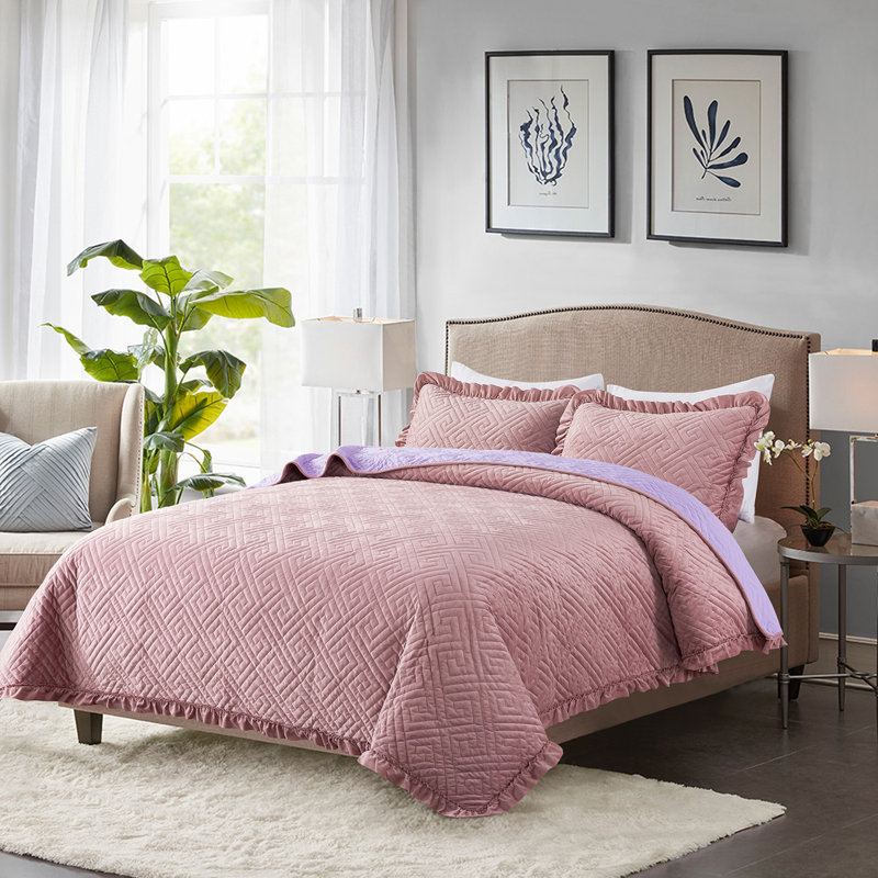 Modern & Contemporary Quilt, Rose, King Quilt + 2 Queen Shams