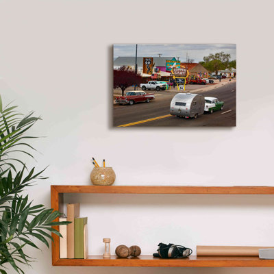 «Route 66 Fun Run Motoporium» par Mike Jones - impression sur toile tendue