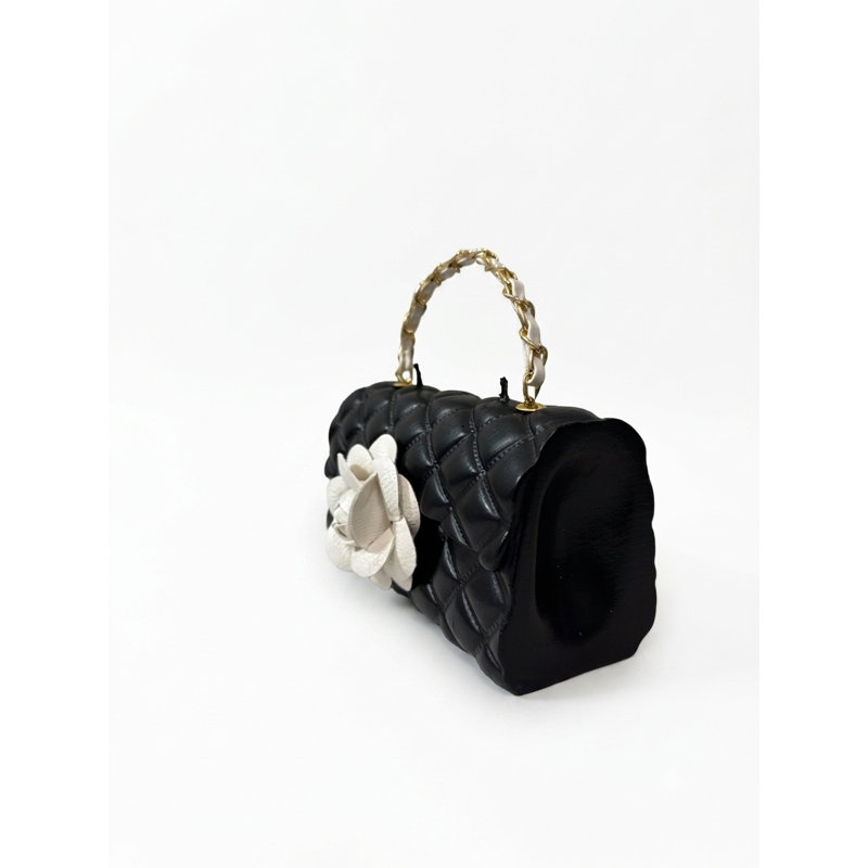 Bougie sculptée classique et noire Camelia, Black/White