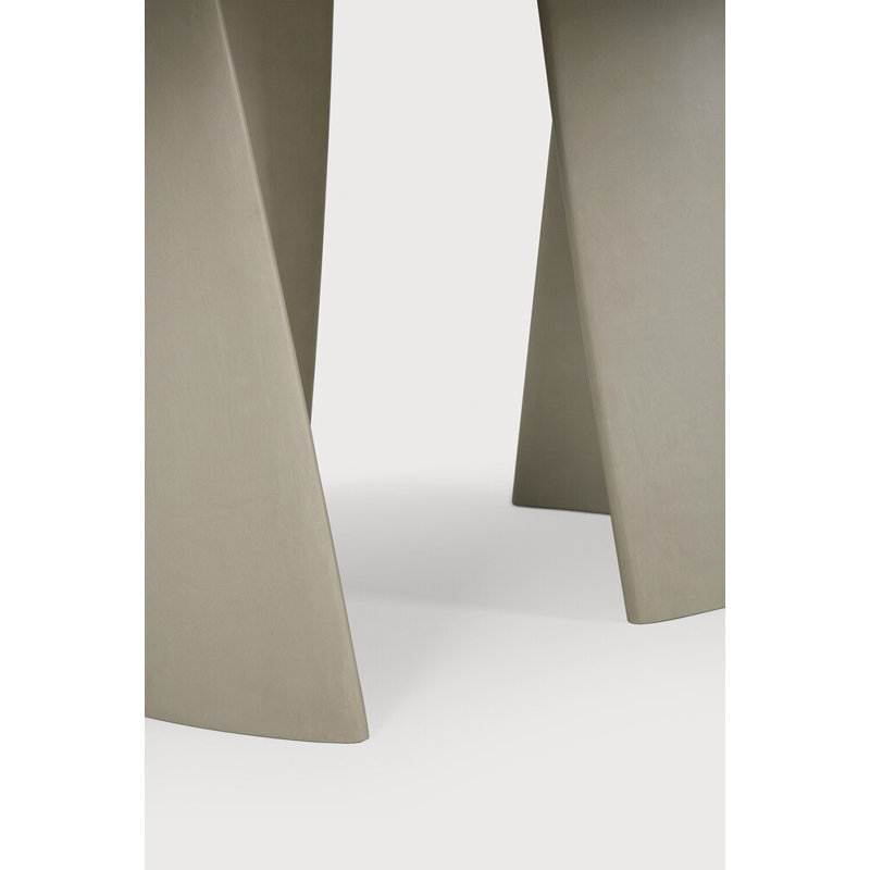 Canyon Outdoor Oval Dining Table