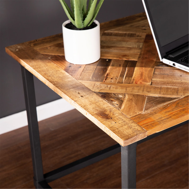 Bureau en bois massif récupéré