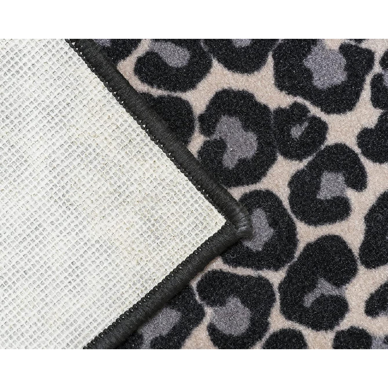 Tapis noir / gris à imprimé animal, Tapis de couloir 7 pi x 16 pi