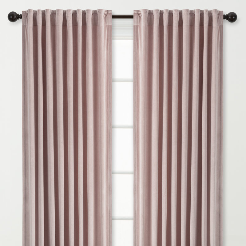 Paire de rideaux obscurcissant Hlever, L 52 po x L 84 po, Rosé
