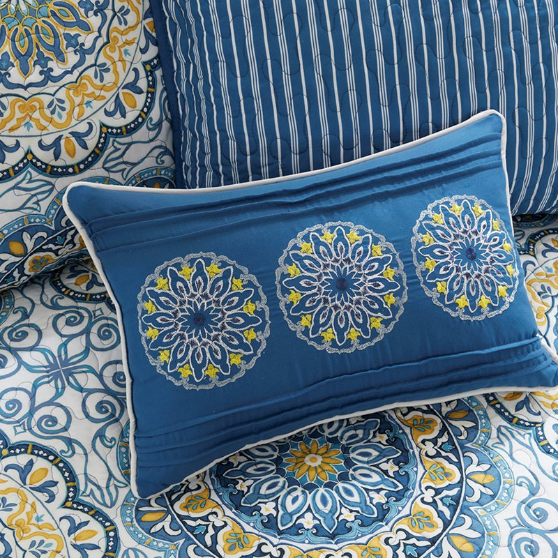 Housse de lit de jour réversible 6 pièces en bleu - avec grand médaillon imprimé et revers rayé, taille simple, housse incluse, 3 taies décoratives, 1 coussin décoratif, revers lavable à la machine, motif imprimé