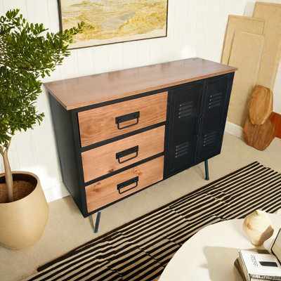 Makhiya Sideboard