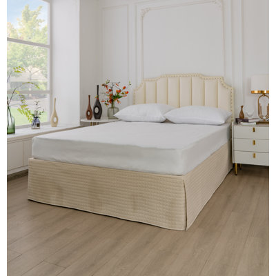  Grid Quilted Microfiber Bed Skirt with 14" Drop
