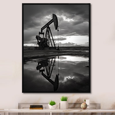 " Black And White Oil Drilling Rig "