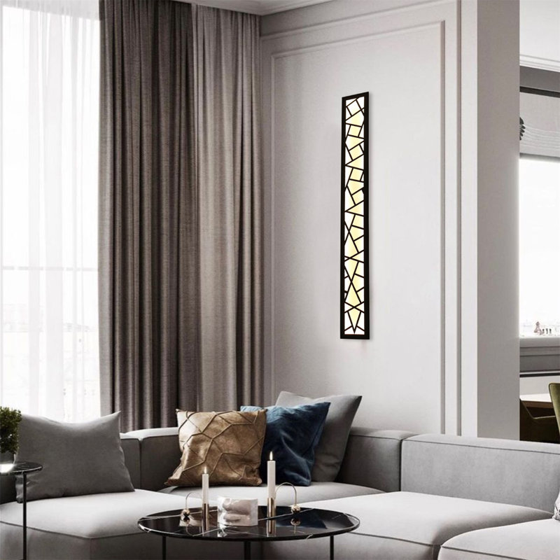 Isaia LED Wall Light