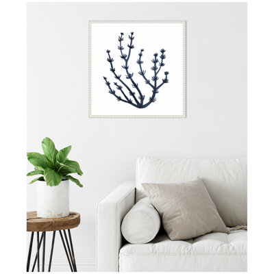 «Coastal Coral Seaweed Botanical 6» par The Creative Bunch Studio, reproduction d'art sur toile encadrée