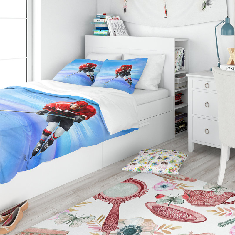 Twin Blue and Red Hockey Player Microfiber Duvet Cover Set