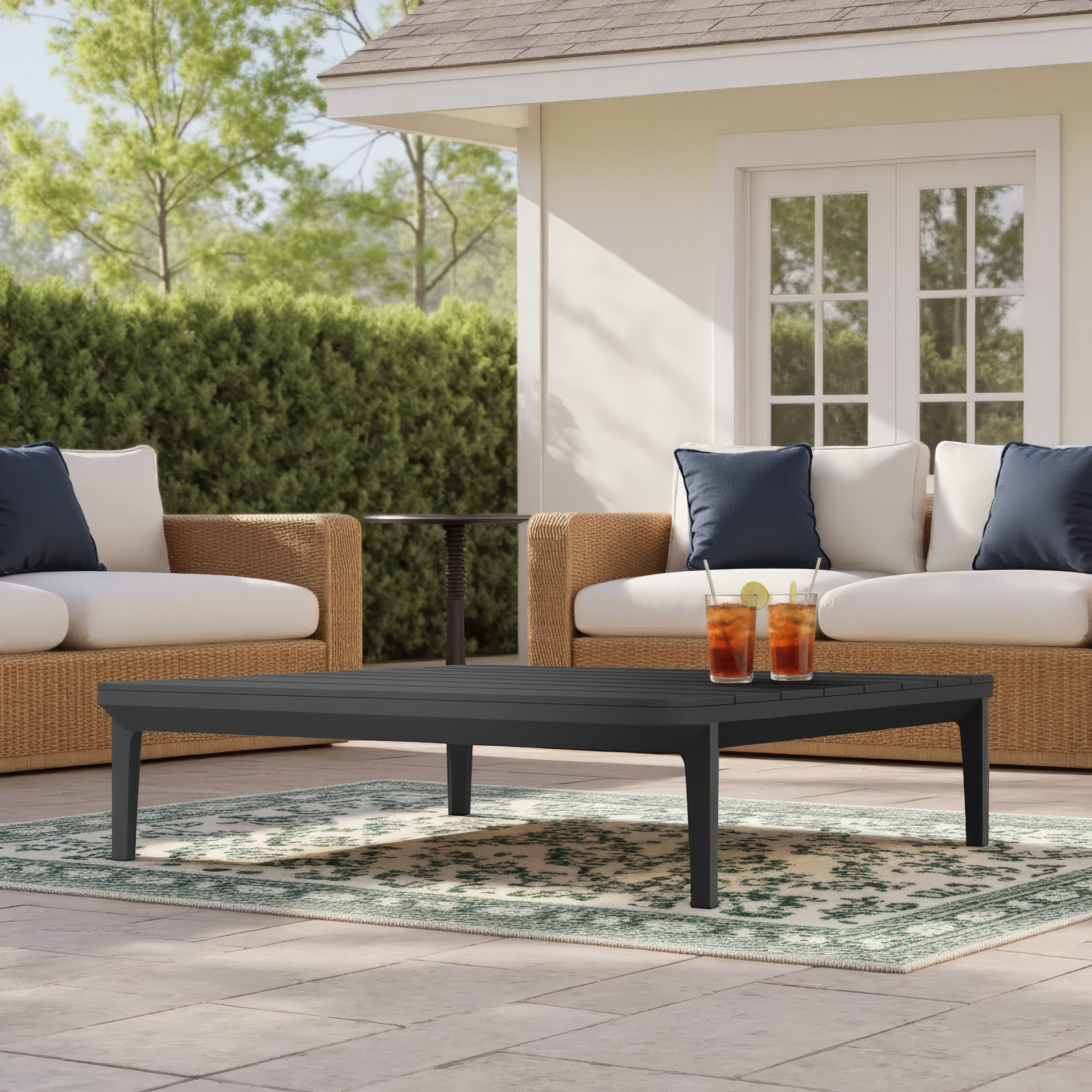 Filmore Aluminum Outdoor Coffee Table