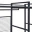 Garde-robe de style ouvert avec rails suspendus, tablettes et tiroirs-106498480
