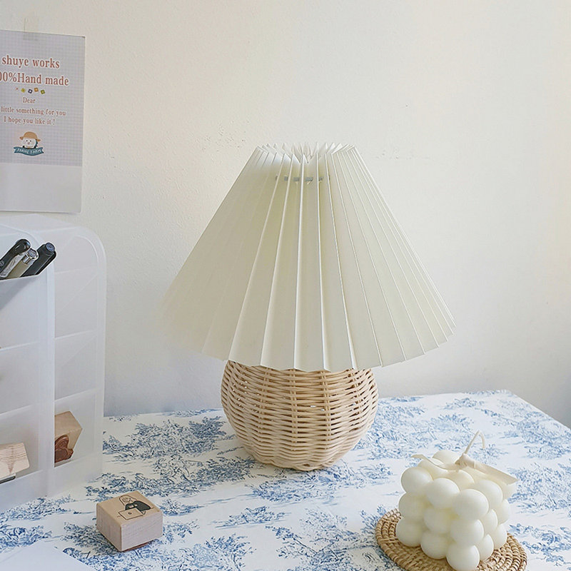 North BurnetGateway Wicker/Rattan Table Lamp