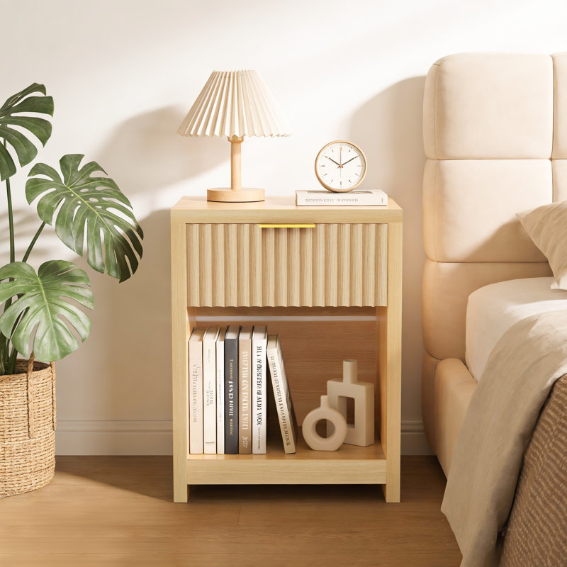 Fluted Nightstand, Modern Mid-Century Bedside Table with Thickened Board, Silent Glide Drawer & Gold Metal Handles, Large Wide End Table for Bedroom Living Room Office, Natural Oak