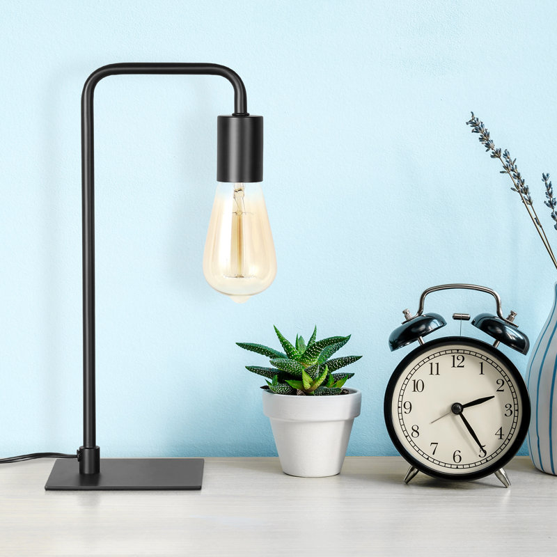 Pestano Metal Desk Lamp