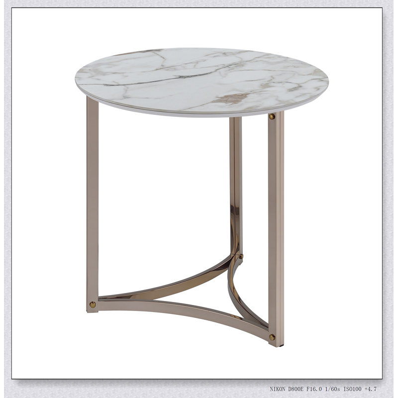 Table de bout en pierre frittée et finition champagne