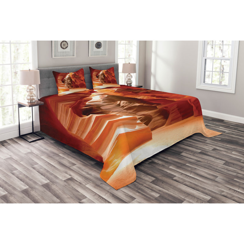Red/Orange/Brown 100% Microfibre Bedspread, 220 x 264 cm