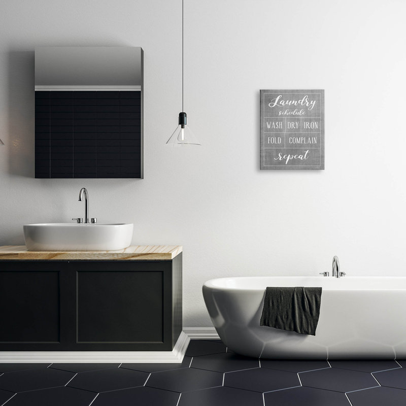 "Laundry Laundry", art mural sur toile par Natalie Carpentieri, H 20 po x l 16 po x P 1,5 po, Toile tendue