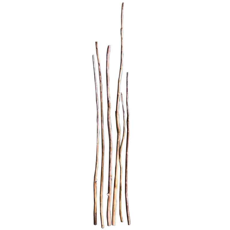 Poteau en bois légèrement courbé, H 78 po x l 1 po x P 1,75 po