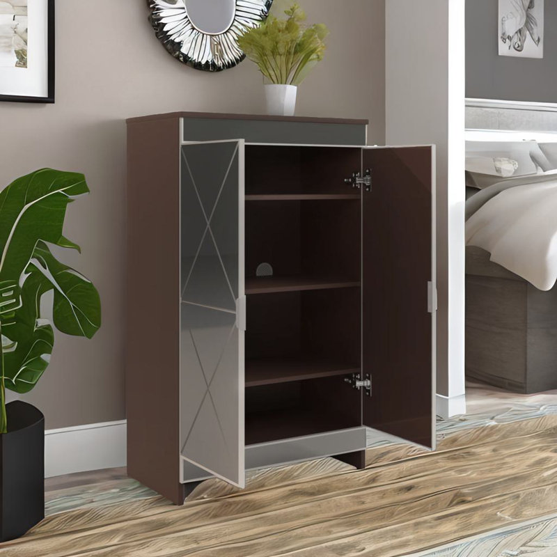 Mirrored Cabinet With Storage