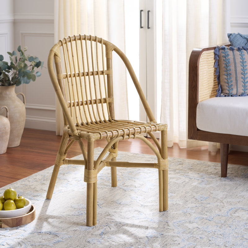 Fauteuil en rotin tissé Oksana