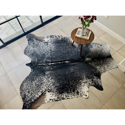 Tapis noir en peau de vache véritable Oakpark