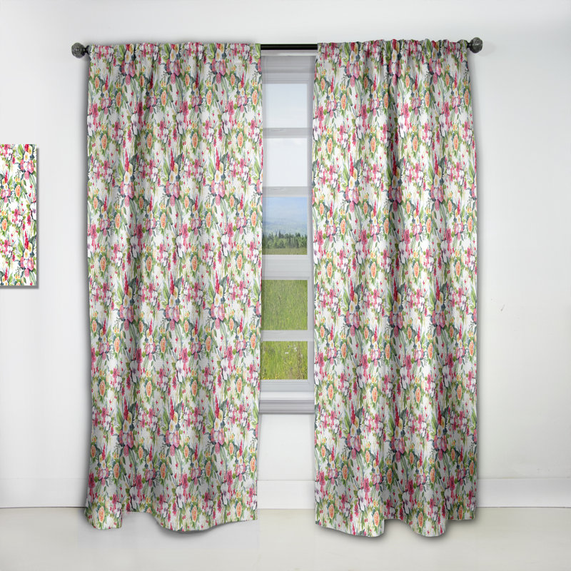 Motif transparent de roses rouges sur fond blanc - Rideau simple occultant à motif floral, L 52 po x L 84 po