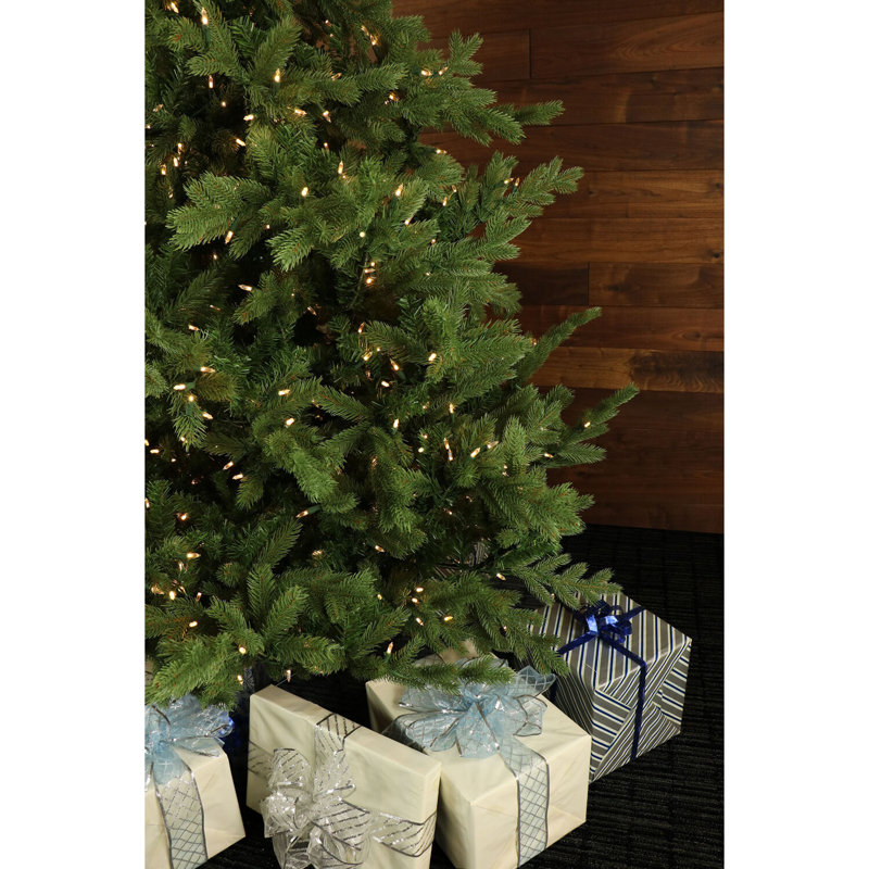 Christmas Clock 7.5' Virginia Artificial Christmas Tree with Clear Smart Lights