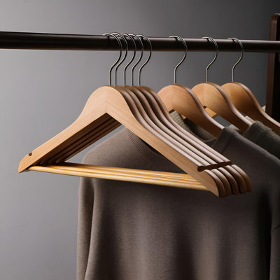 Cintres à vêtements en bois massif renforcé - solution de garde-robe sans plis