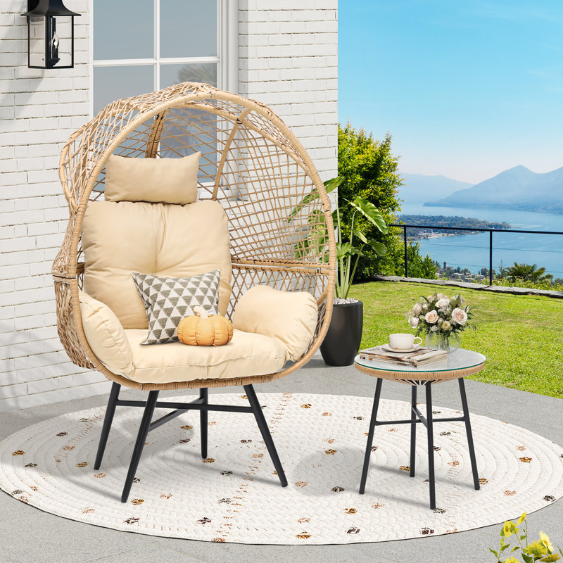Fauteuil en osier avec table de bout en osier Wicker, Jaune / Noir