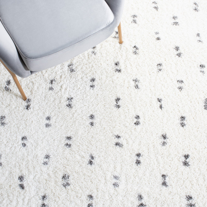 Tapis à poils longs Berber, Rectangle 5 pi 5 po x 7 pi 7 po
