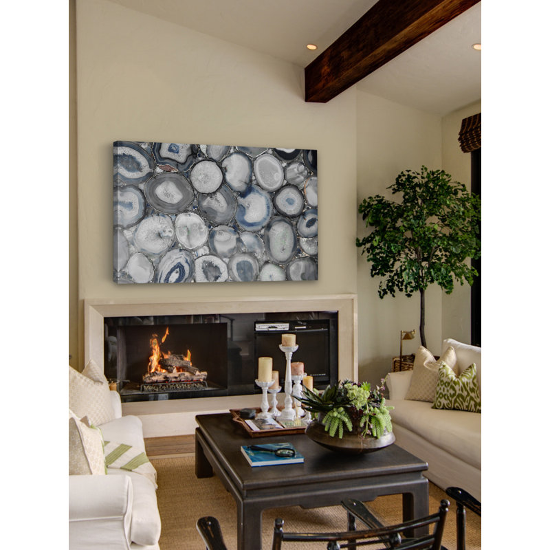 « geode pool », reproduction d’art sur toile tendue, H 30 po x l 45 po x P 1,5 po