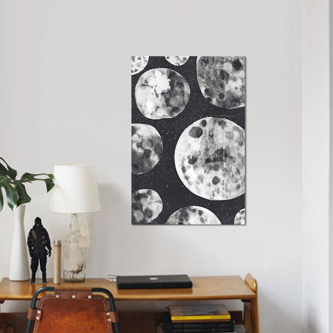 « moons », impression sur toile tendue, H 40 po x l 26 po x P 1,5 po, Pas de tapis, Toile tendue
