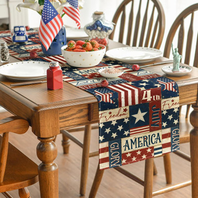 Chemin de table étoiles rayé drapeau américain du 4 juillet 210 g / m², décoration de table de salle à manger pour la fête à la maison 13 x 72 pouces