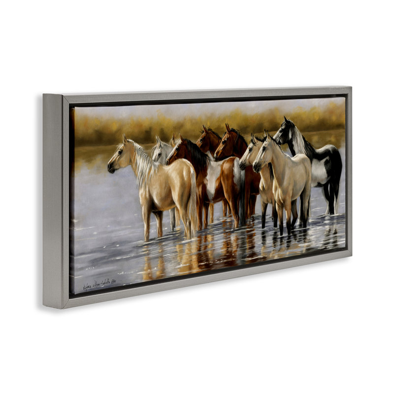«Horse Herd Splashing», art mural encadré par Victoria Schultz, H 11 po x l 25 po, Cadre flottant gris lustré