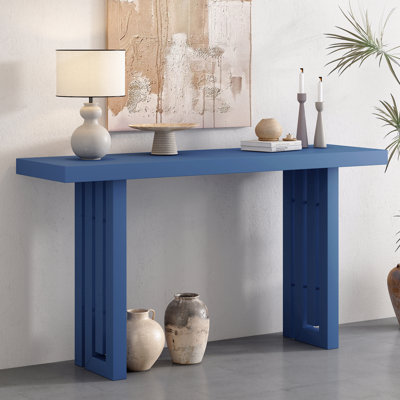 Console en placage de chêne de conception unique, avec des formes latérales distinctives, convenant à un vestibule, un couloir, un salon, un vestibule, un couloir