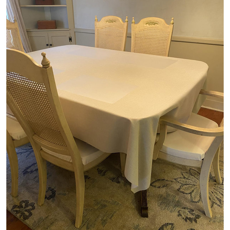 Reusable Plastic Placemats, Wipeable Customizable Table Mats