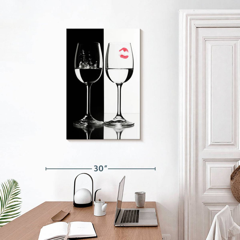 Yarlin Black And White Wine, 30" H x 20" W