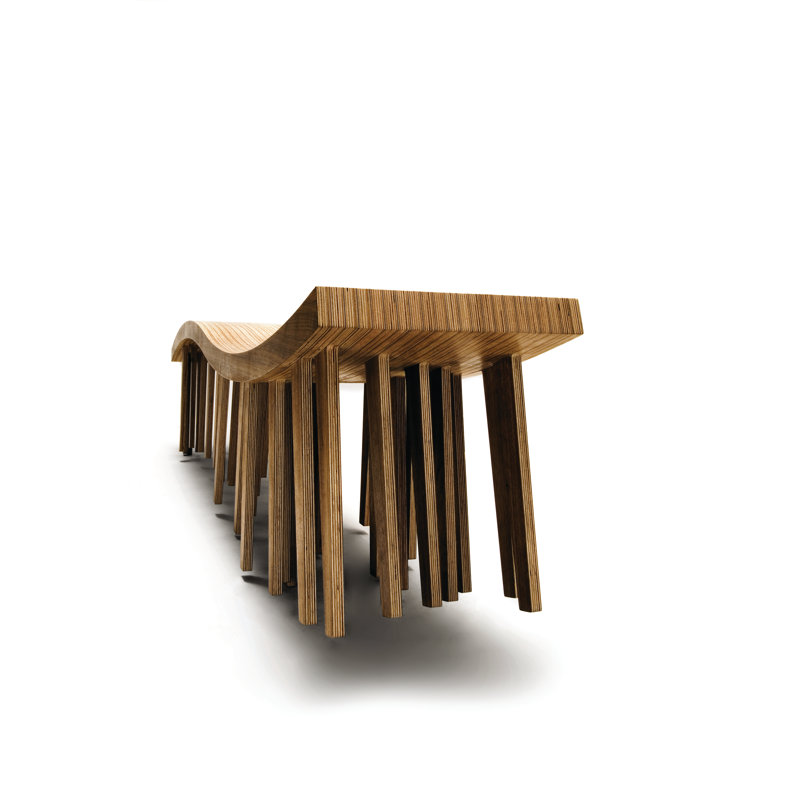 Pirwi Bench