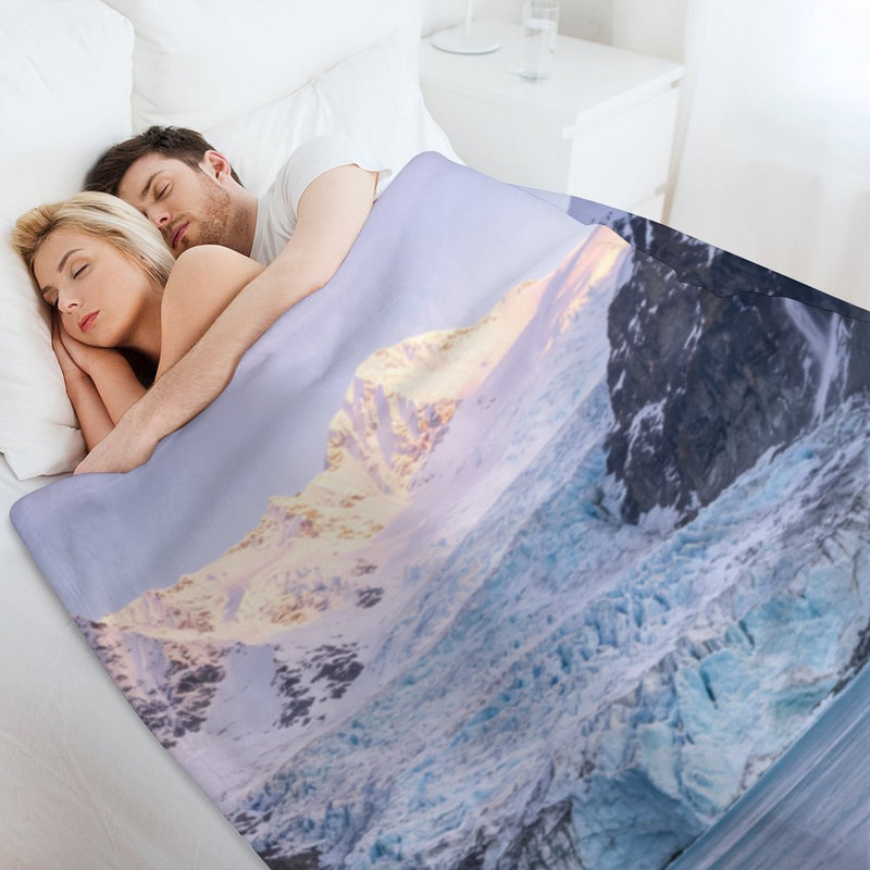Jeté en flanelle Snowy Glacier Lake Luxury, 40 po x 50 po