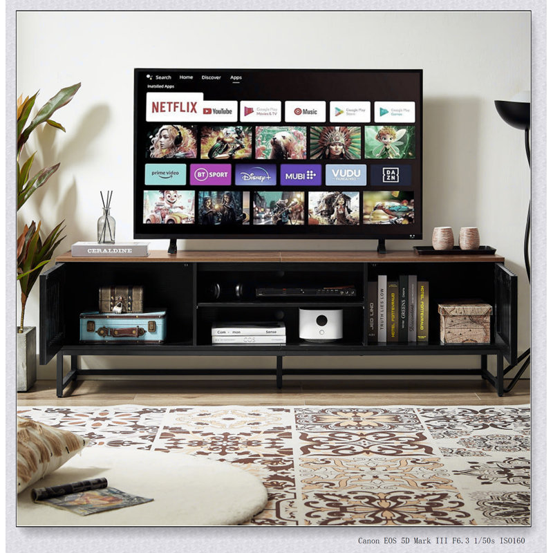 Meuble télé en bois manufacturé