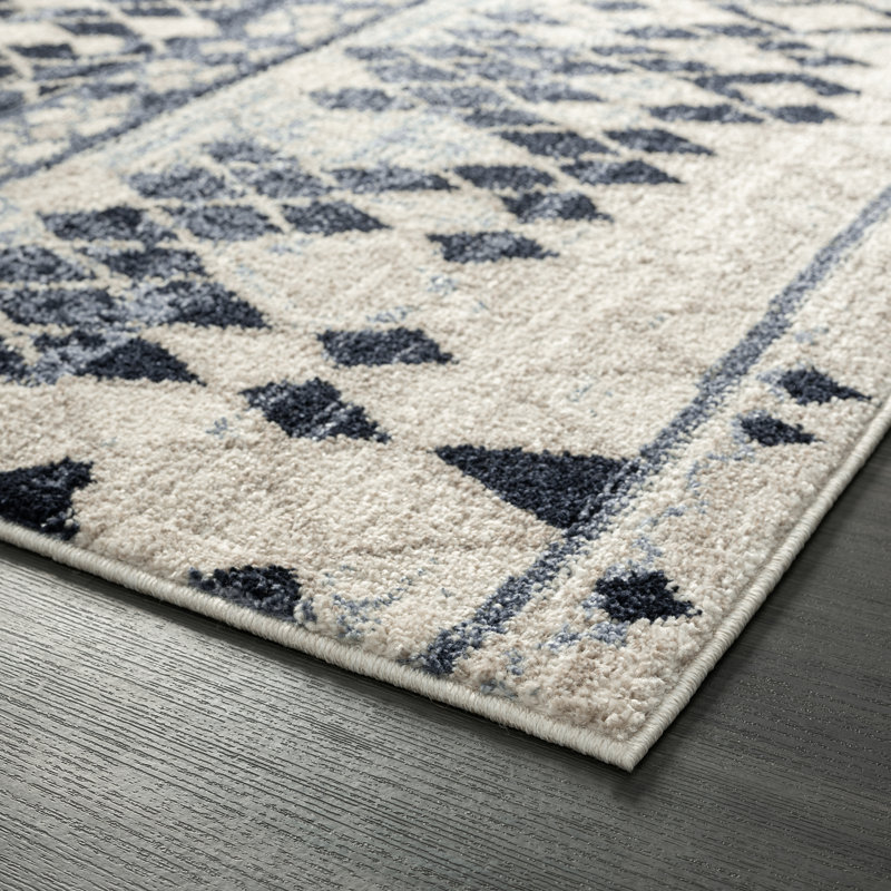 Tiburon Oriental Indoor Rug, Rectangle 5'3" x 7'6"